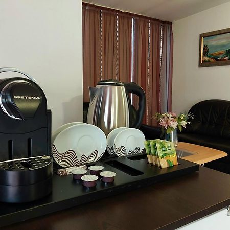Hotel City Pleven Ngoại thất bức ảnh