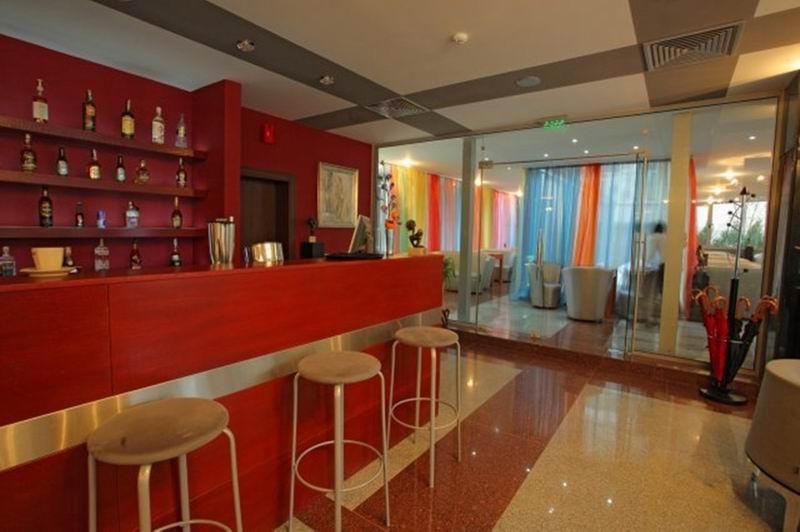 Hotel City Pleven Ngoại thất bức ảnh