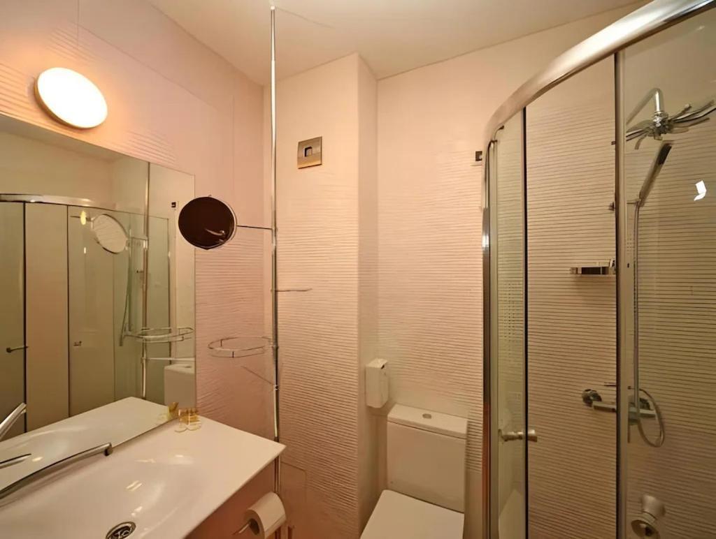 Hotel City Pleven Ngoại thất bức ảnh