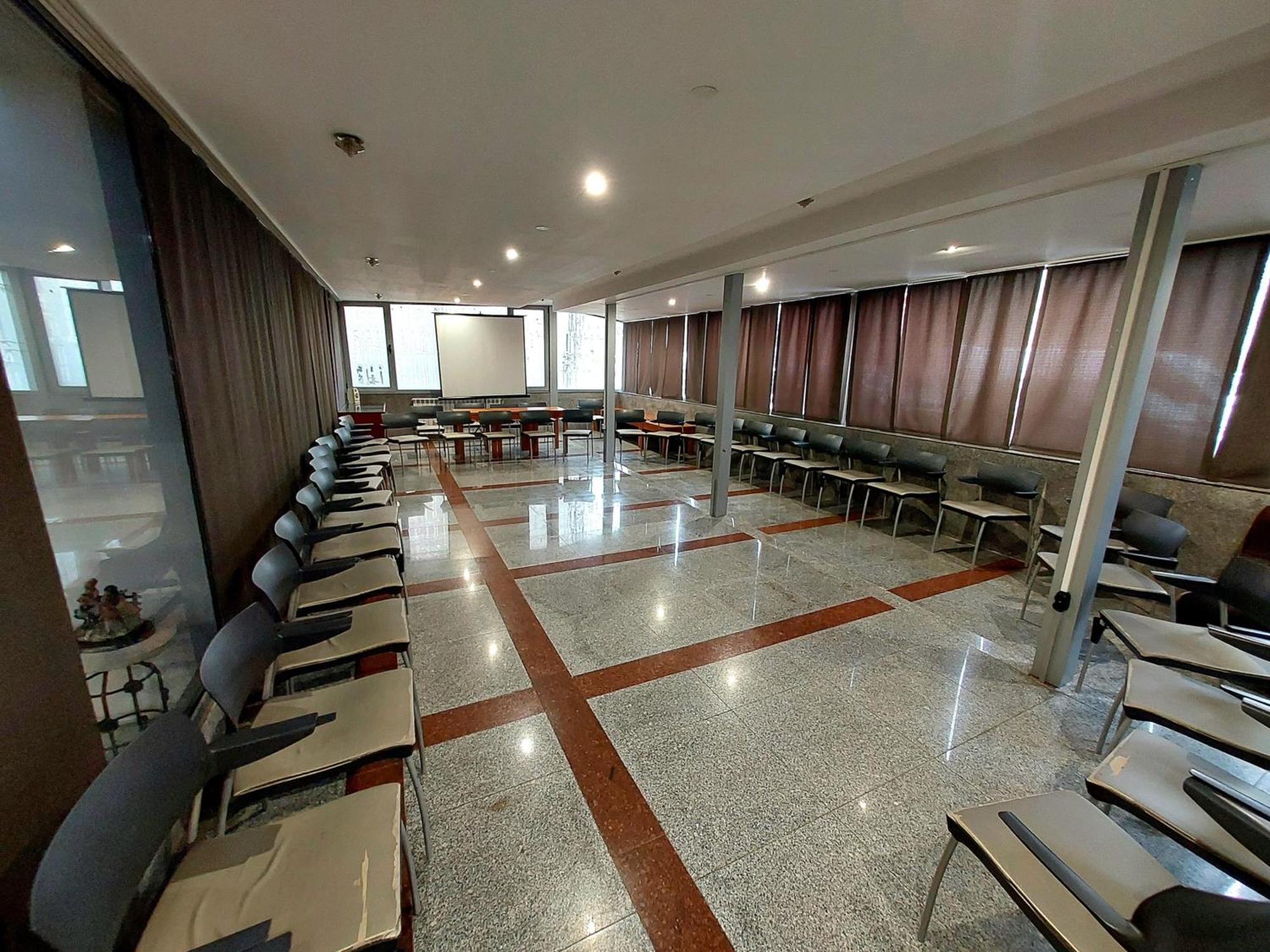 Hotel City Pleven Ngoại thất bức ảnh
